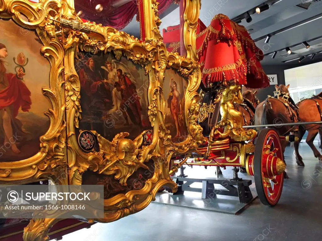 The Lord Mayor´s State Coach was designed by Asgill´s architect Sir Robert Taylor and was readdy in time for the Lord Mayor procession in november 175...
