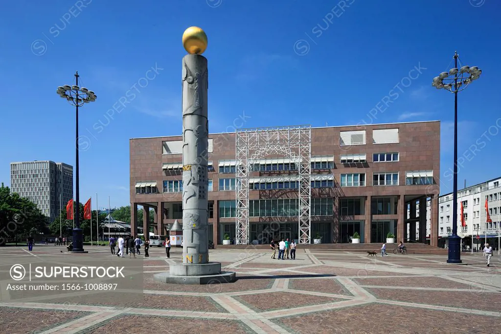 Germany, Dortmund, Ruhr area, Westphalia, North Rhine-Westphalia, NRW, Friedensplatz, Friedenssaeule, pillar of peace by Susanne Wehland, New City Hal...