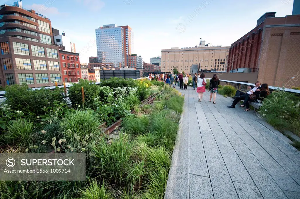 USA, New York, New York City, Manhattan, West Side, Meat Packing District, High Line Elevated Park