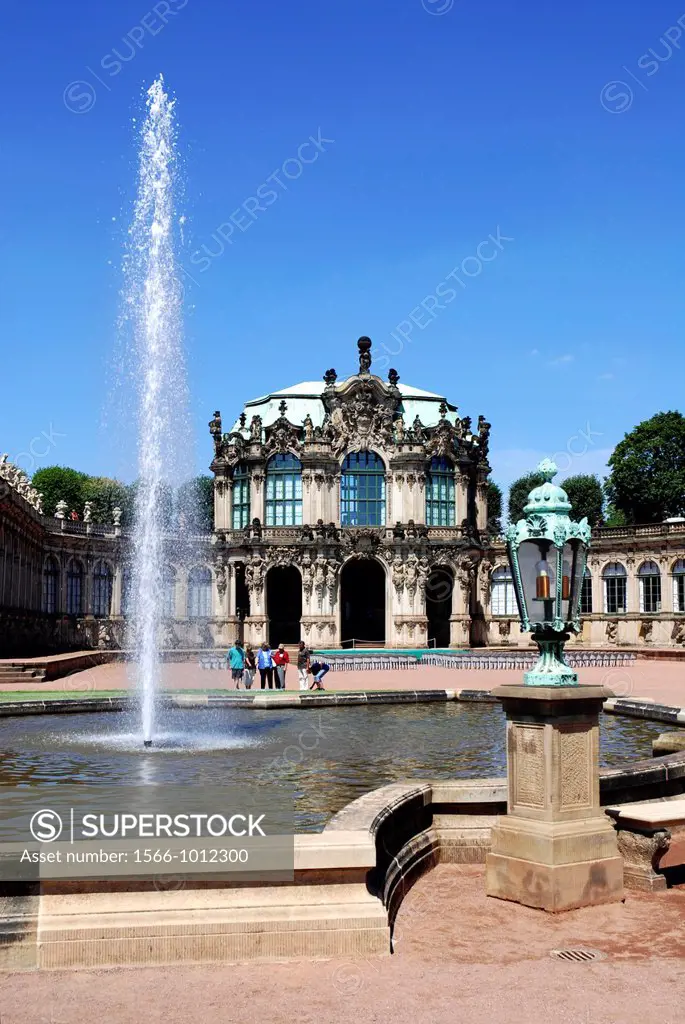 Tourists in the inner courtyard of the Zwinger in Dresden in front of the Wallpavilion in the baroque plant - Caution: For the editorial use only  Not...