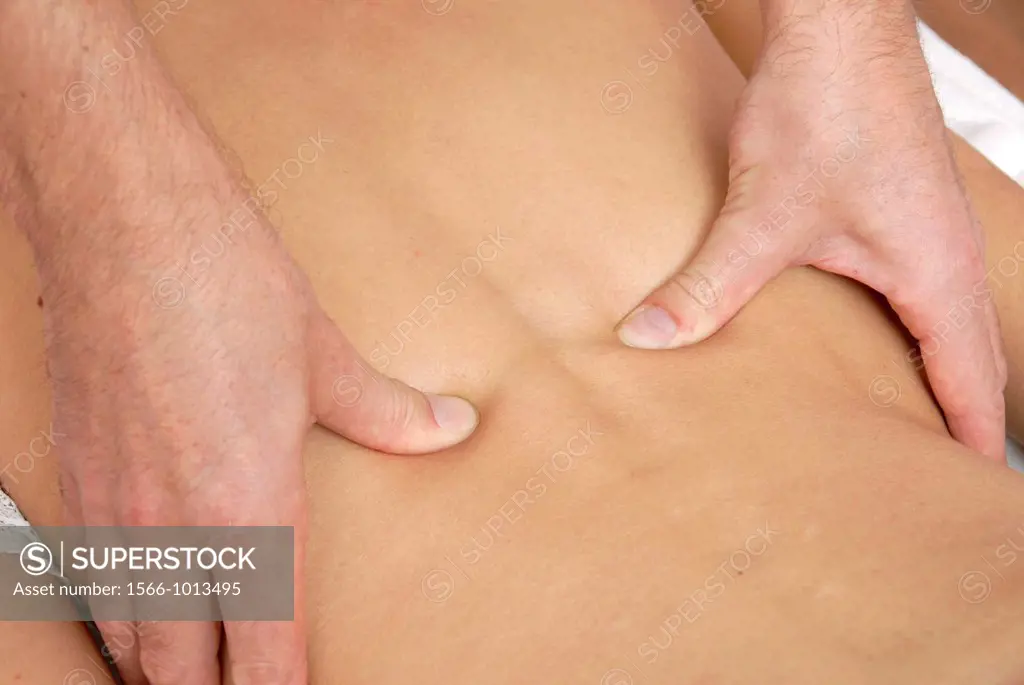 Shiatsu massage  Massage for back pain