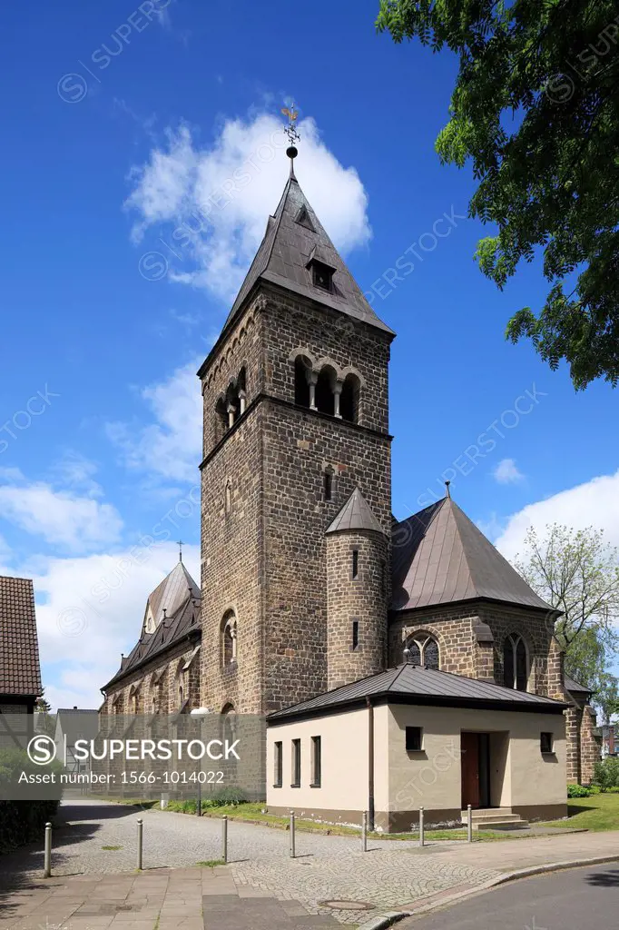 Germany, Dortmund, Ruhr area, Westphalia, North Rhine-Westphalia, NRW, Dortmund-Huckarde, Saint Urbanus church, catholic church