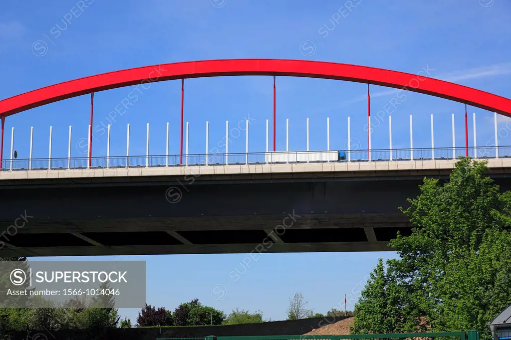 Germany, Dortmund, Ruhr area, Westphalia, North Rhine-Westphalia, NRW, Schnettker bridge, motorway bridge across the Emscher valley, Bundesstrasse 1, ...