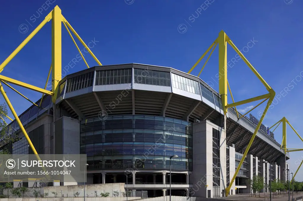 Germany, Dortmund, Ruhr area, Westphalia, North Rhine-Westphalia, NRW, sports, football, Bundesliga, Signal Iduna Park, football stadium, home ground ...