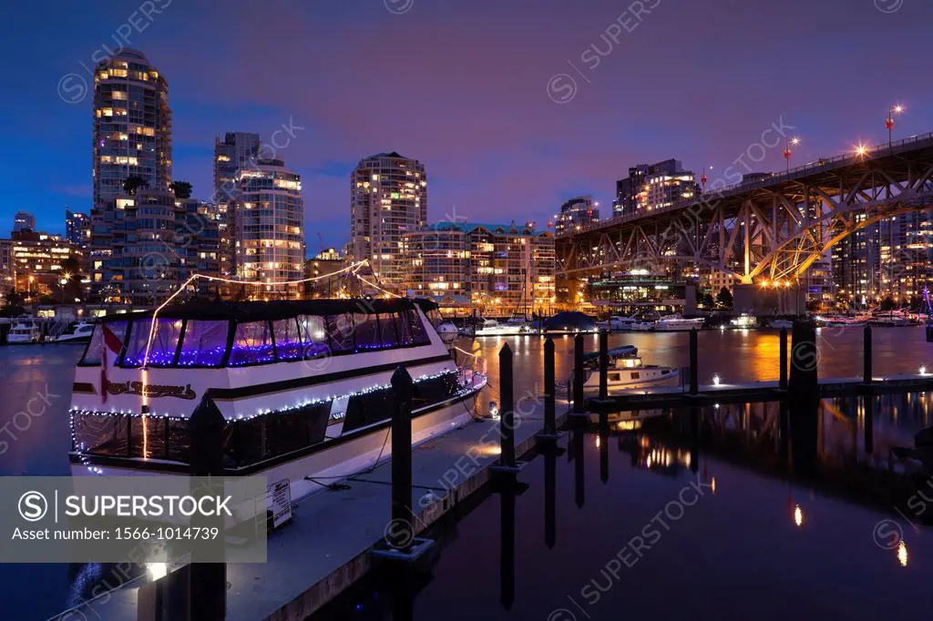 Canada, British Columbia, Vancouver, Granville Island, city view, dusk