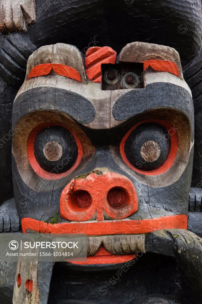 Canada, British Columbia, Vancouver Island, Victoria, First Nation Totem Pole, Thunderbird Park