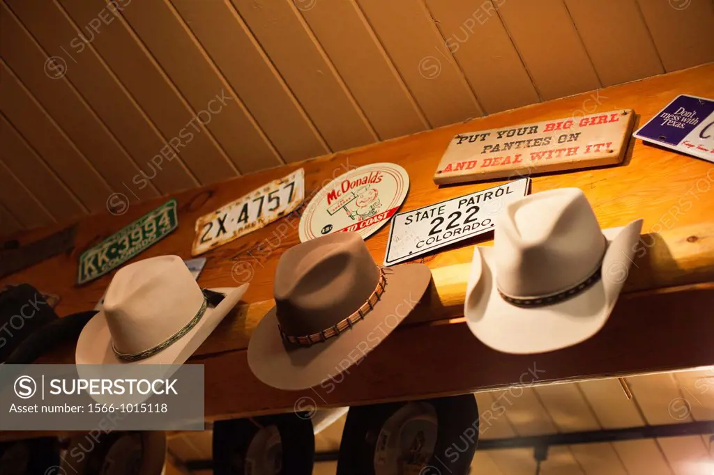 USA, Colorado, Aspen, Cowboy Hats, Kemo Sabe shop