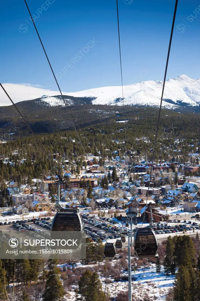 USA, Colorado, Breckenridge, ski lift gondolas and Mount Baldy