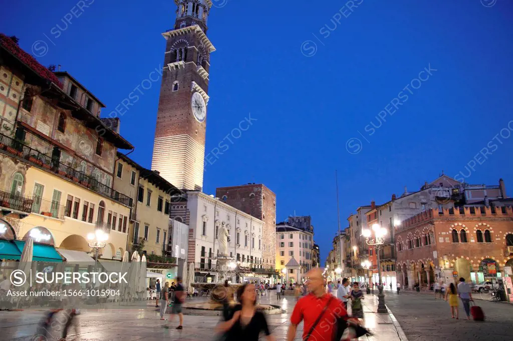 Italy, Veneto, Verona, Lamperti Tower and Palazzo della Ragione at dusk