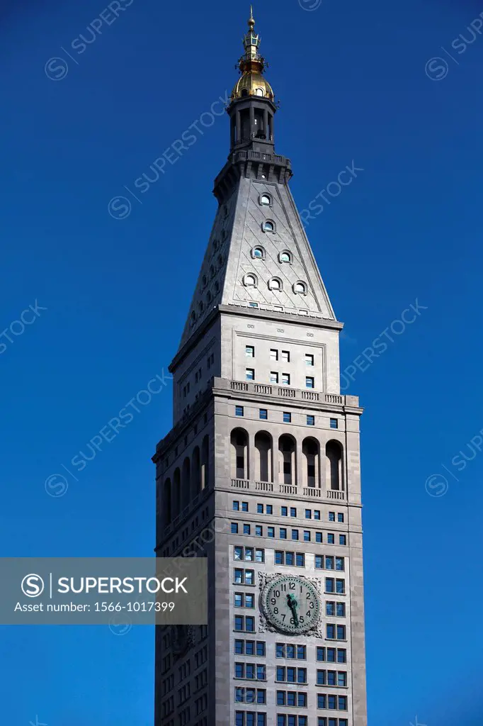 Buildings in a city,Metropolitan Life Insurance Company Tower,Madison Square Park,Manhattan,New York City,New York State,USA