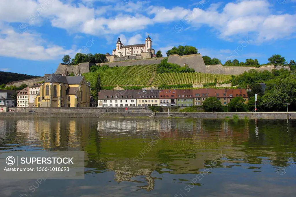 Marienberg Fortress and Main River, Würzburg, UNESCO World Heritage Site, Romantische Strasse (Romantic Road), Franconia, Bavaria, Germany, Europe