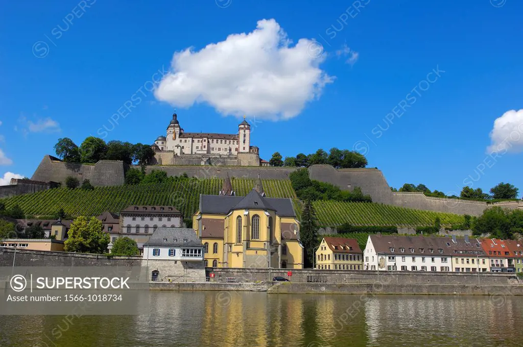 Marienberg Fortress and Main River, Würzburg, UNESCO World Heritage Site, Romantische Strasse (Romantic Road), Franconia, Bavaria, Germany, Europe