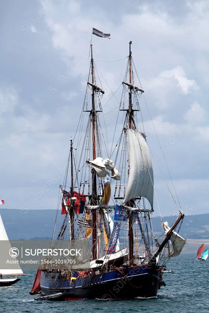 English three-masted sailing ship ´Earl of Pembroke´