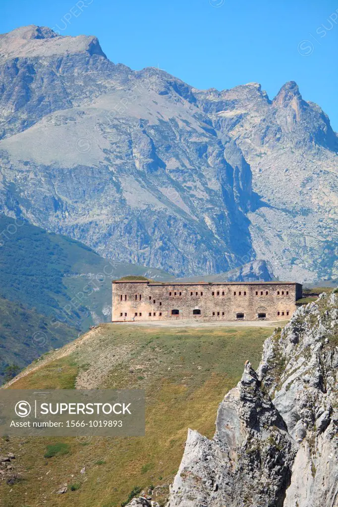 Perched fortress between France and Italy built in the 19th century, landscape of the Mercantour National Park, Col de Tende, Alpes-Maritimes, Provenc...