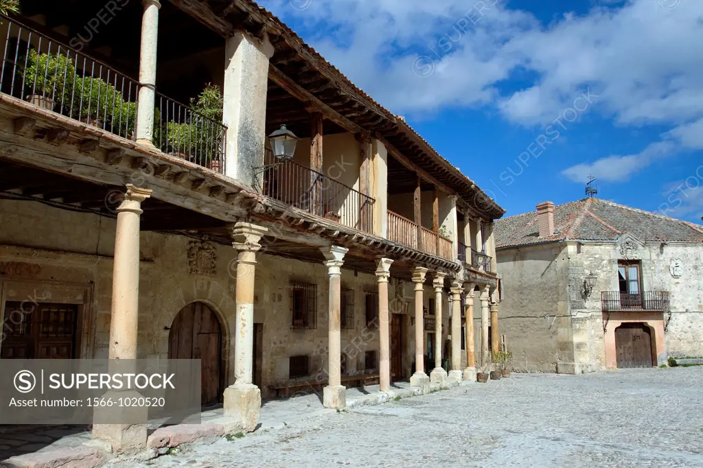 Main Square of Pedraza, walled medieval village declarated Historical-Artistic Site  Segovia province  Castilla y León  Spain