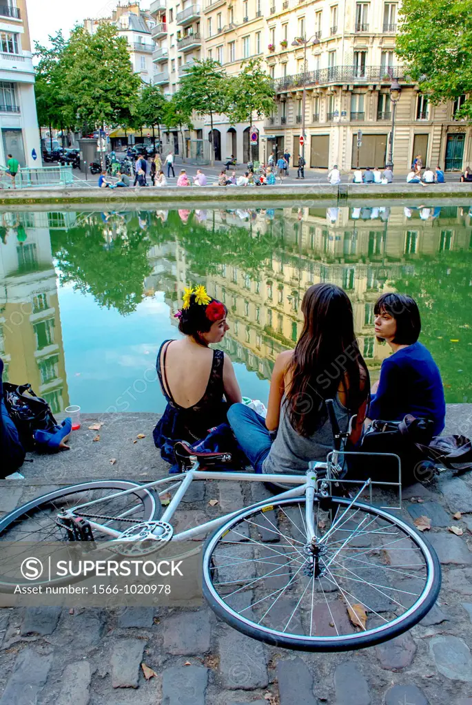 Paris, France, Young People Relaxing in the Canal Saint Martin Area,