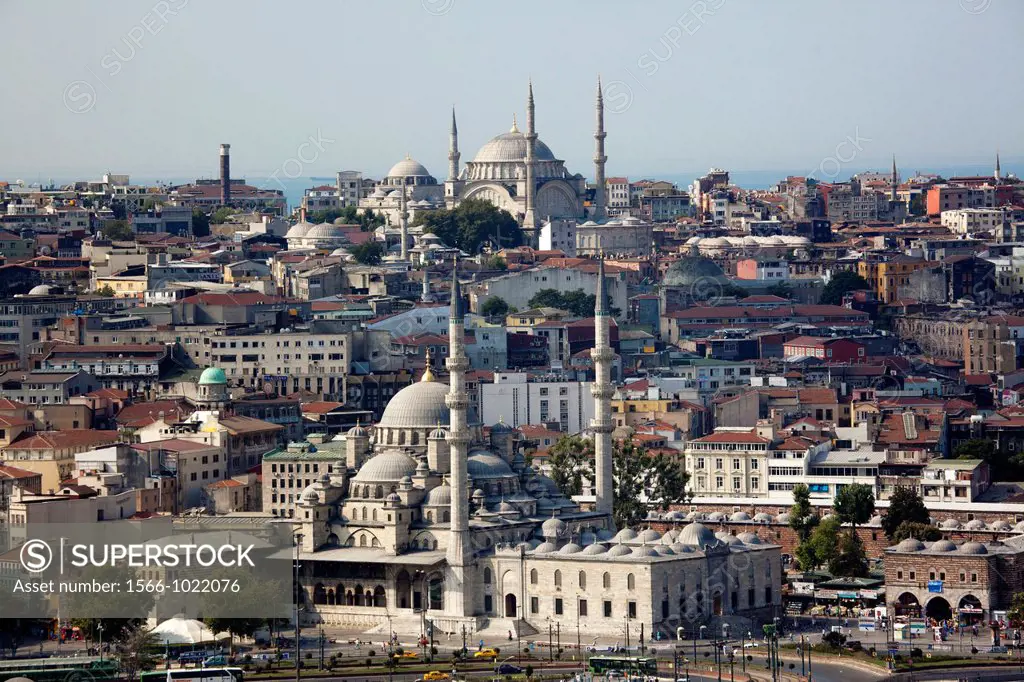 Nuruosmaniye baroque mosque and new mosque foreground in Istanbul