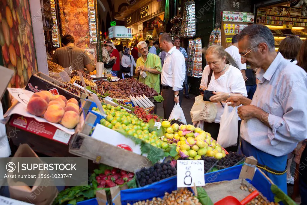 spice and fruit market, istanbul