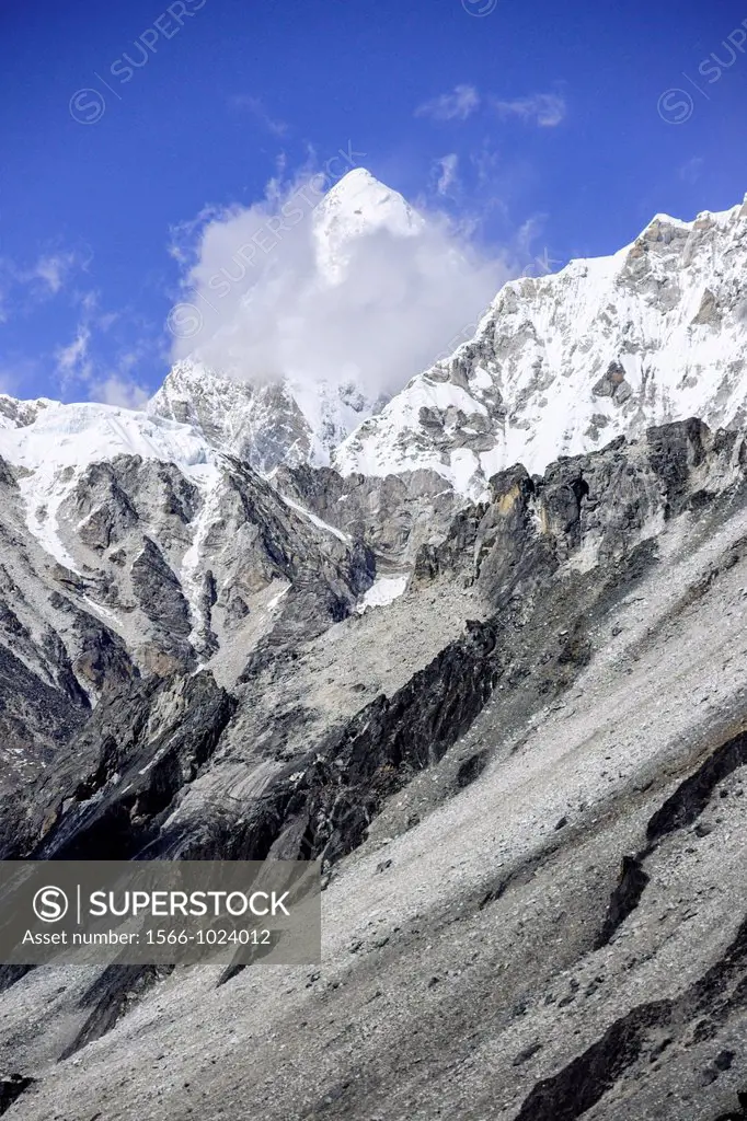 Chhukhung, Lhotse glacier, Sagarmatha National Park, Khumbu Himal, Nepal, Asia