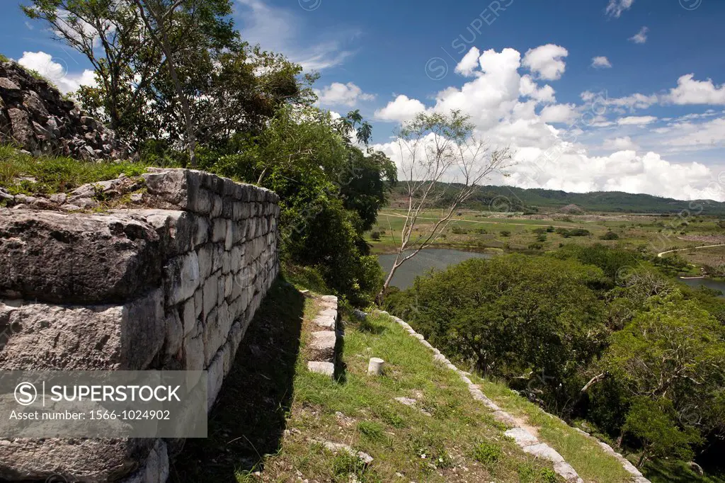 Chinkultic mayan archeological site, Chiapas, México