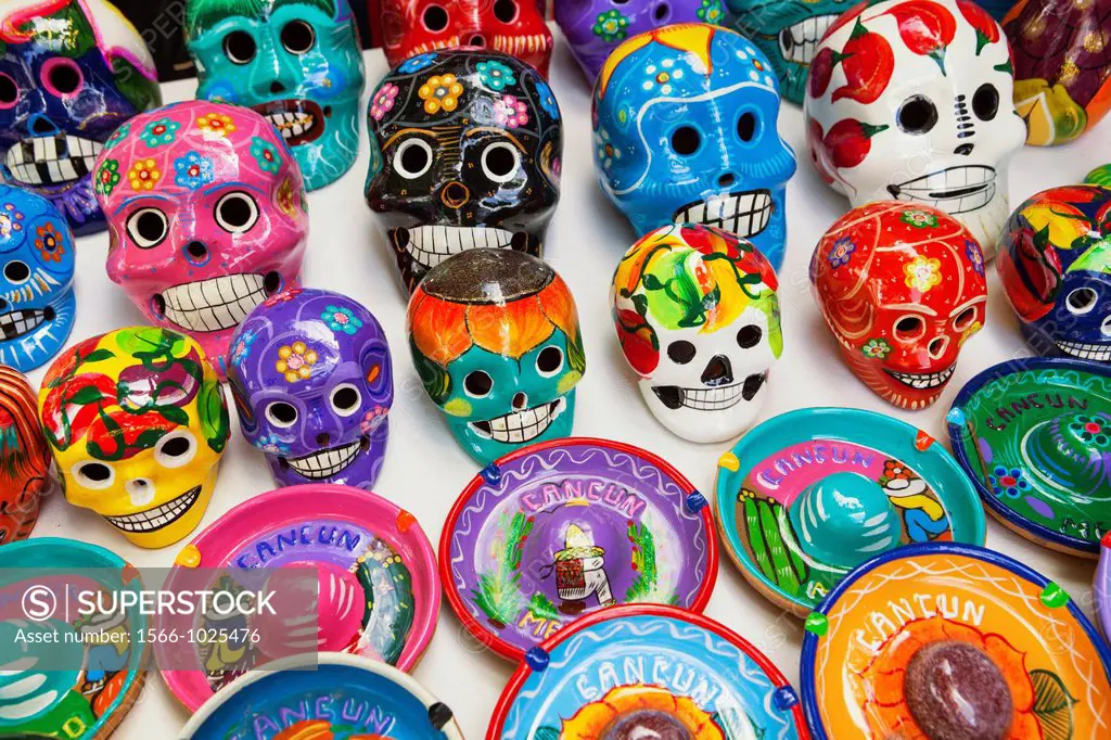 Colorful ceramics, Market 28 Mercado 28, Cancun, Yucatan Peninsula, Quintana Roo, Mexico