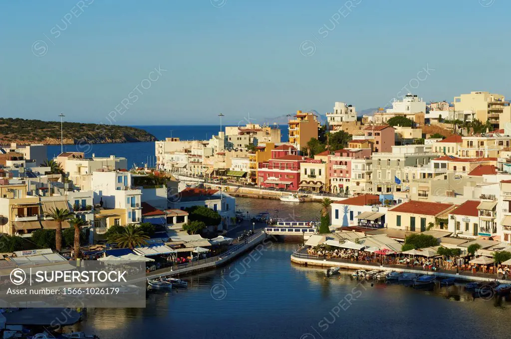 Greece, Crete island, Aghios Nikolaos, Voulismeni lake and port