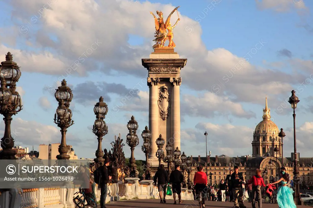 France, Paris, Pont Alexandre III, Les Invalides, people,