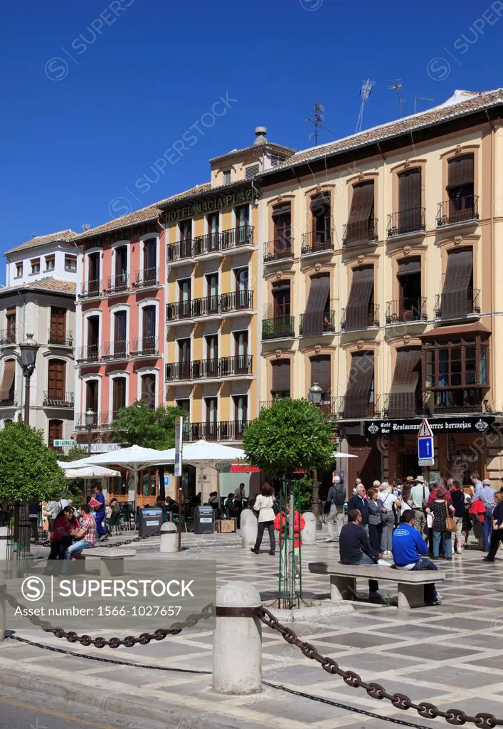 Spain, Andalusia, Granada, Plaza Nueva,