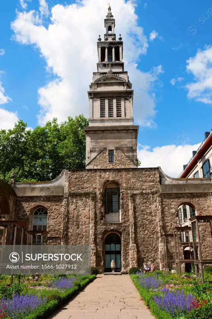 Europe, England, City of London - the ruins of Christ Church, Newgate Street