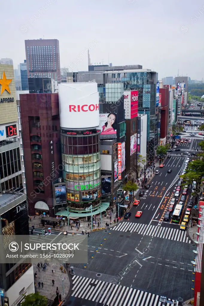 Japan, Tokyo City, Ginza District, Street scene, Harumi Avenue Harumi Avenue