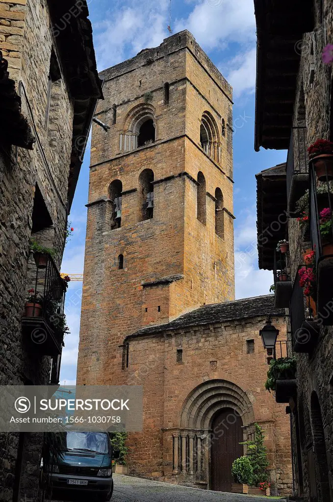 Romanesque church of Aínsa  Huesca province  Aragón  Spain