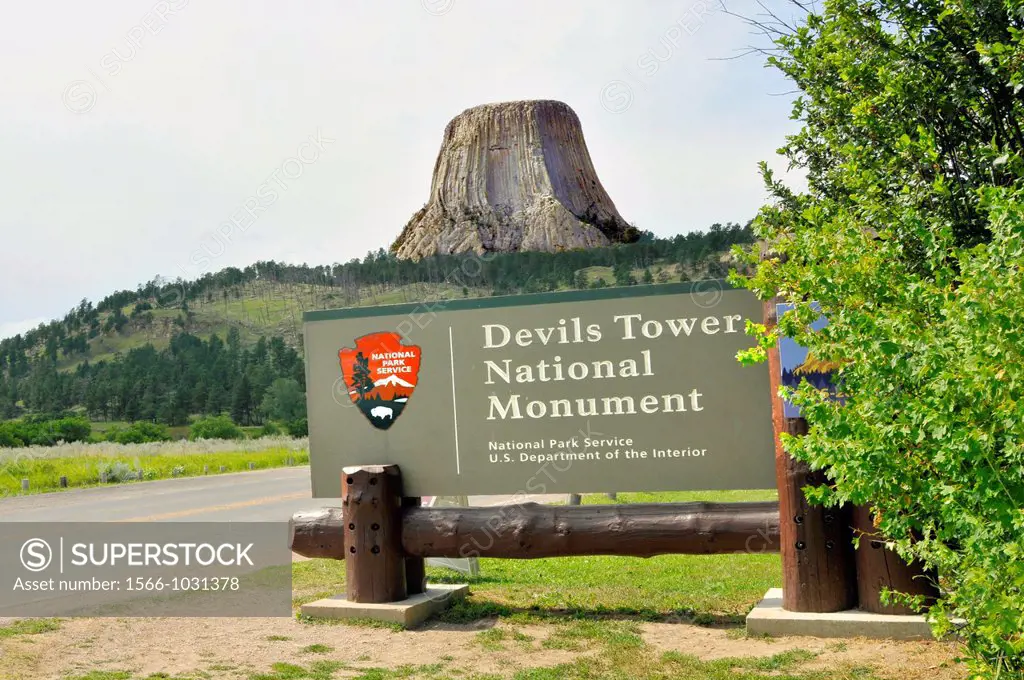 Entrance Devil´s Tower National Monument Wyoming WY igneous intrusion laccolith