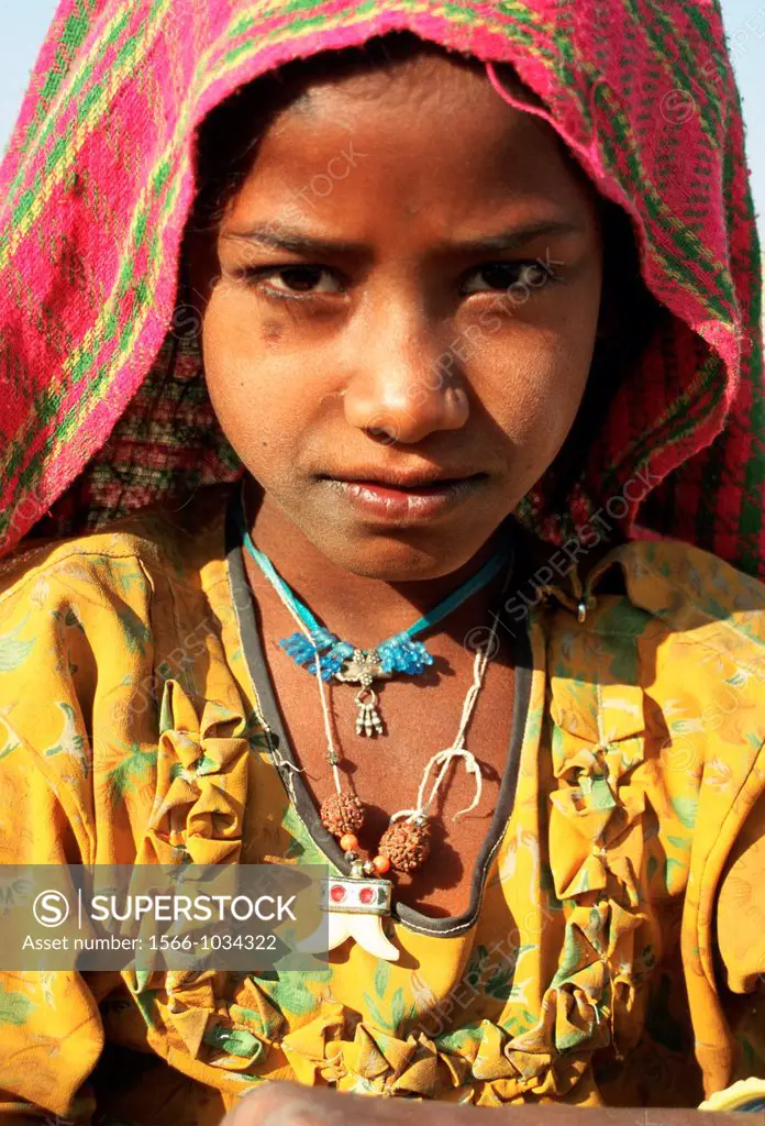 Hindu girl belonging to an untouchable group. Thar desert, India.