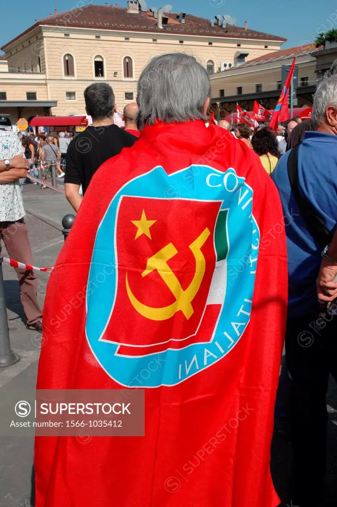Bologna, Italy: a communist supporter during August 2nd terrorist attack commemoration in front of the train station