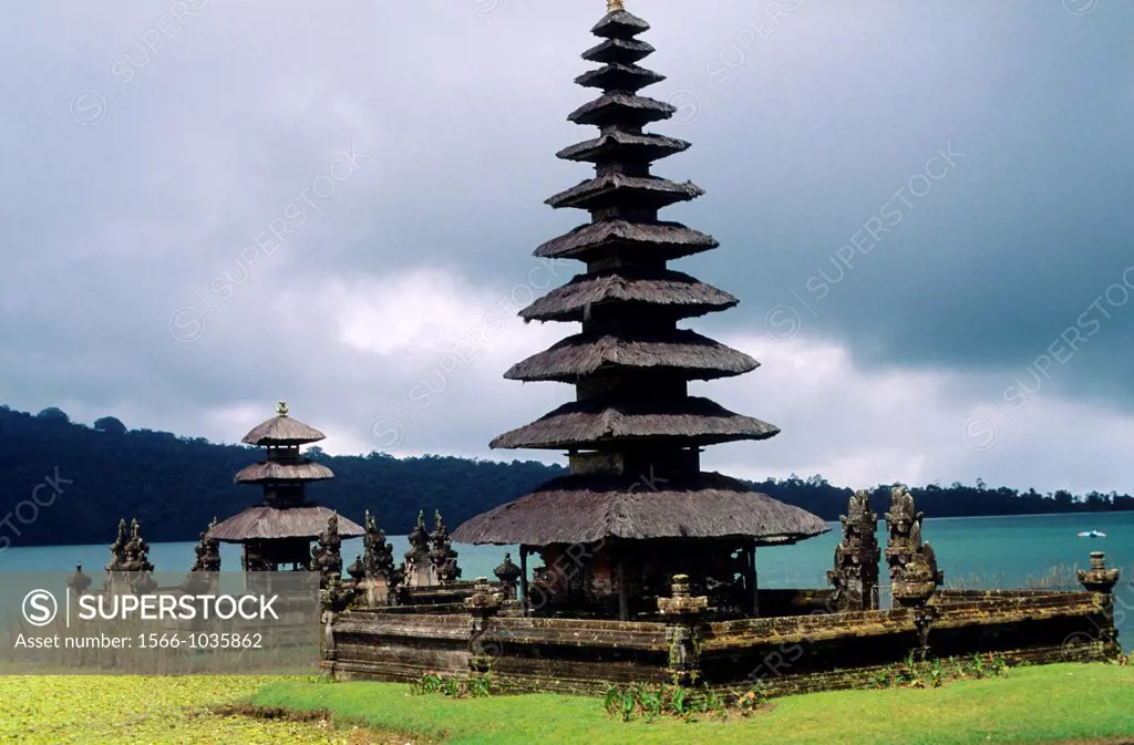 Bratan Lake and Ulun Danu Bratan Temple  Bali  Indonesia  Bali  Indonesia