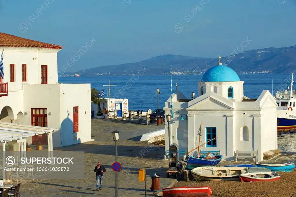 Greece, Cyclades, Mykonos island, Chora, Mykonos town, old port and Agios Nikolaos church