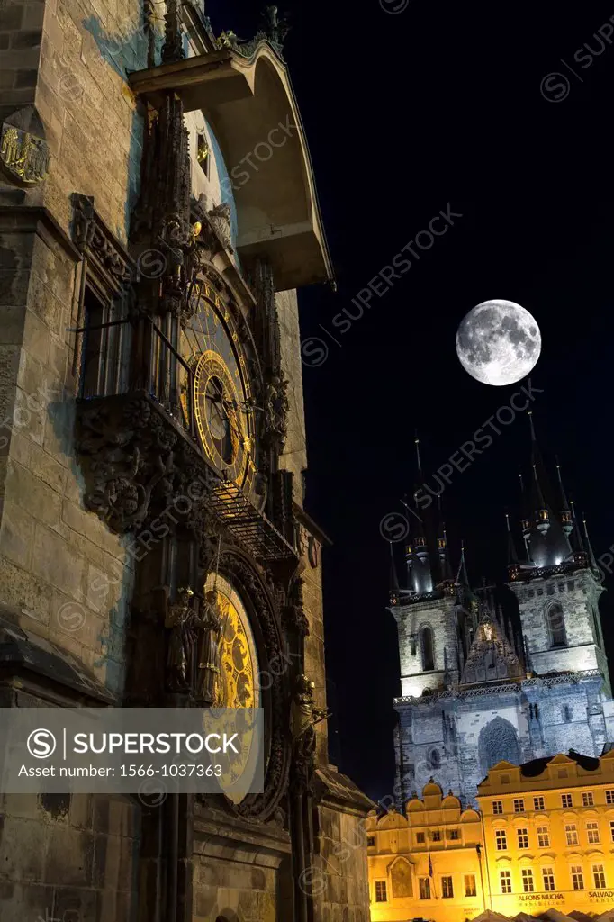 Astronomical Clock Tyn Church Old Town Square Staromestske Namesti Prague Czech Republic