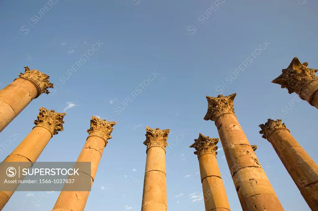 Crescent Of Stone Columns Roman Temple Of Artemis Ruins Jerash Jordan