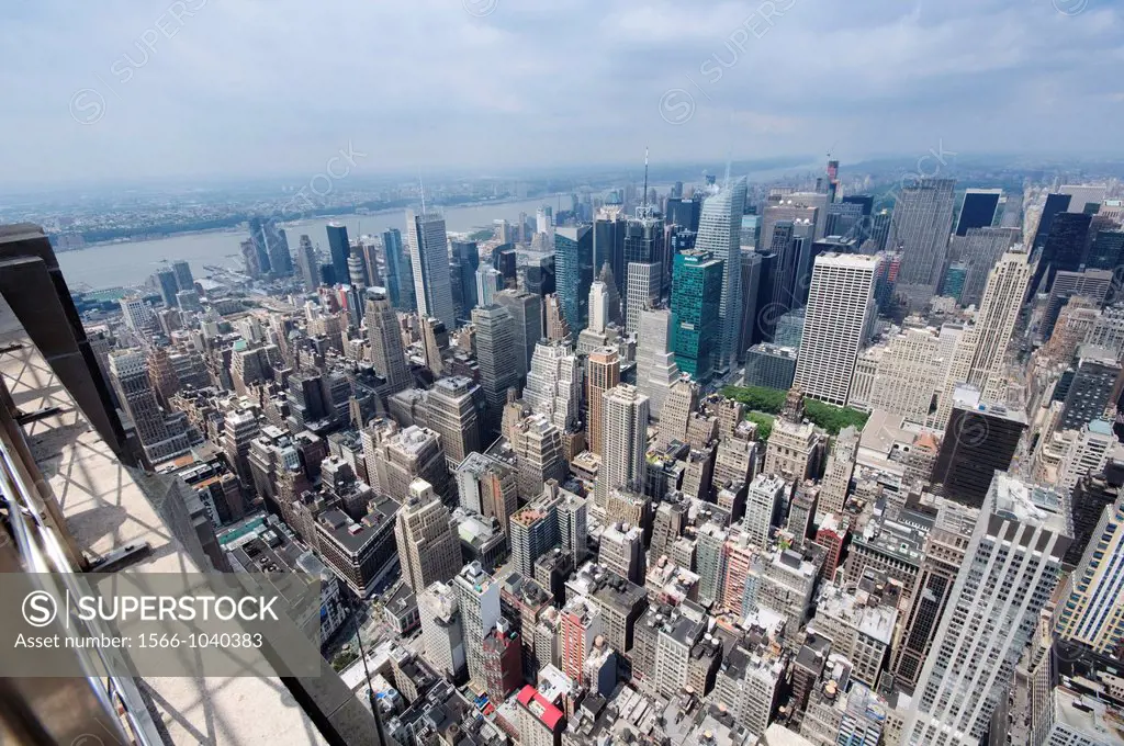 United States, New York City, Manhattan, View from the Empire State Building over Manhattan