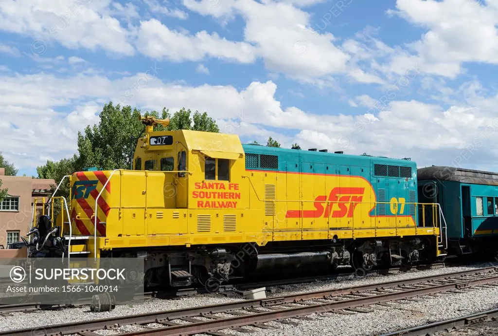 Santa Fe Southern Railway diesel locomotive at Santa Fe railroad station, New Mexico, USA