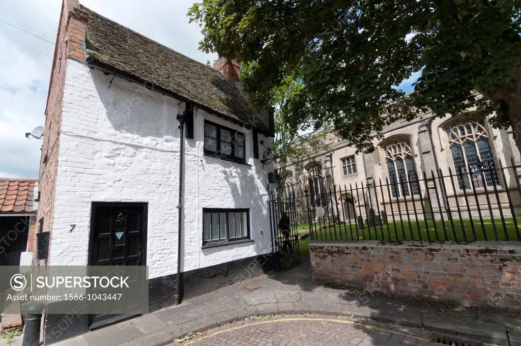 Europe, England, Norfolk, King´s Lynn - a small seventeenth century cottage next to St Nicholas church known as the ´Exorcists House´