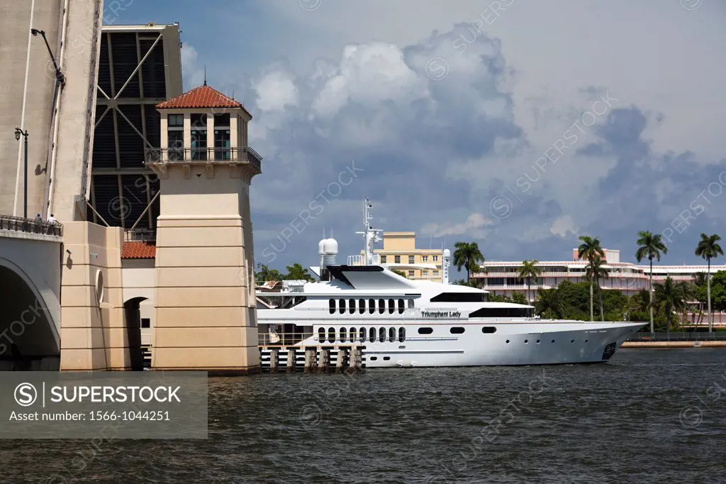 Large yacht passing through drawbridge. Palm Beach, FL, USA.
