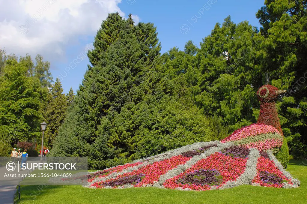 Flowers sculpture, Mainau island (Flower Island), Lake Constance (Bodensee), Baden-Wuerttemberg, Germany, Europe