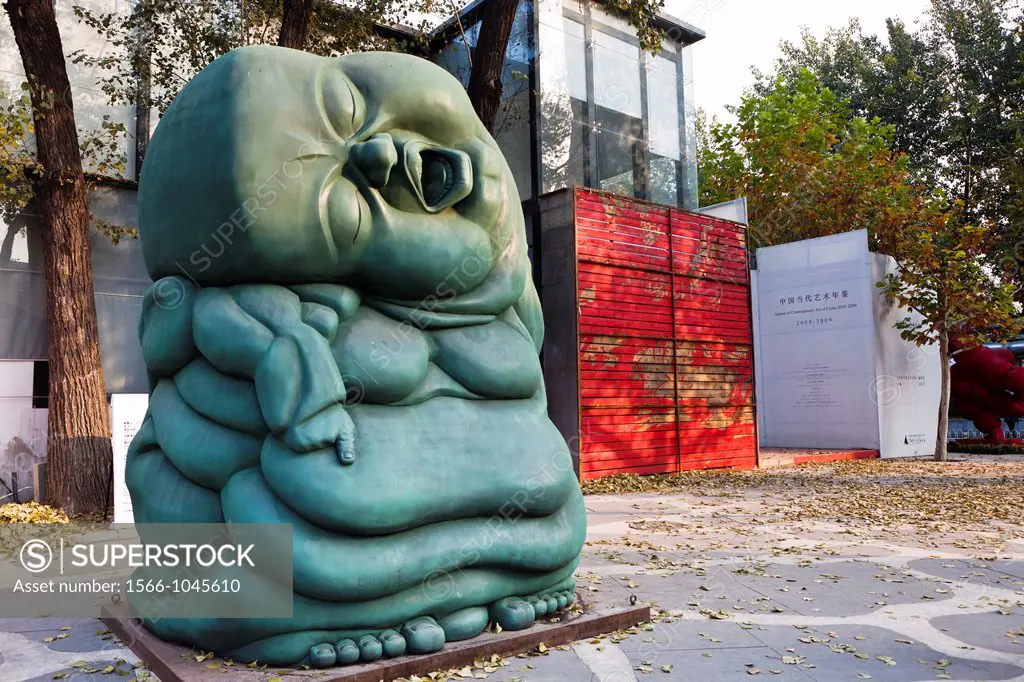 Fat baby sculpture at 798 Art Zone, a square kilometre of converted industrial site in Beijing´s northeastern Chaoyang District, Beijing, China, Asia.