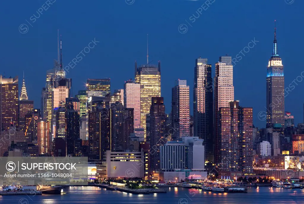 Midtown Skyline Hudson River Manhattan New York City USA