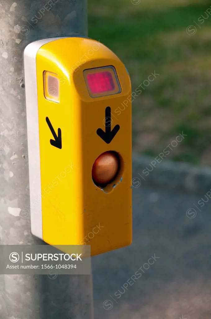 button to get permission to go through pedestrian crossing, Geneva, Switzerland