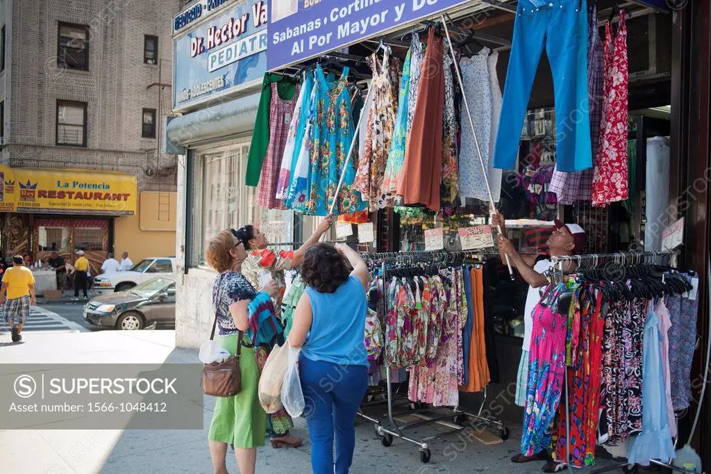 Street life and shopping in the primarily Dominican New York neighborhood of Washington Heights