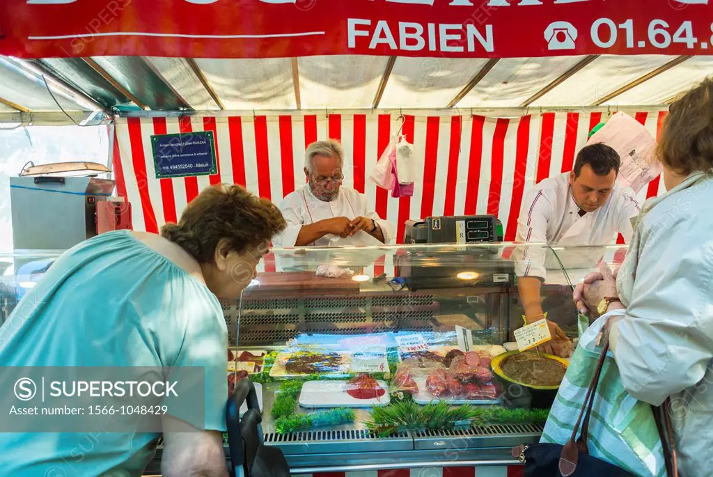 Paris, France, People Shopping in French Horse Butcher Shop, inOutdoor Food Market on Cours de Vincennes