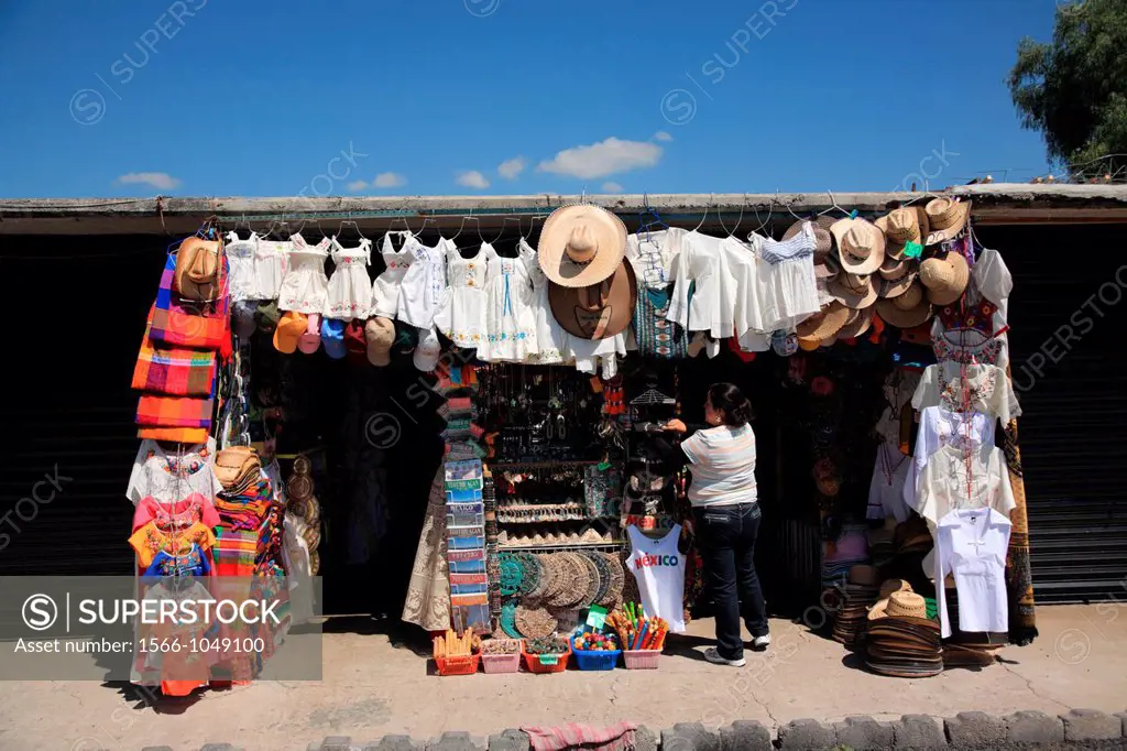 Souvenir stalls in pre-hispanic city of Teotihuacan  Teotihuacan  Mexico.