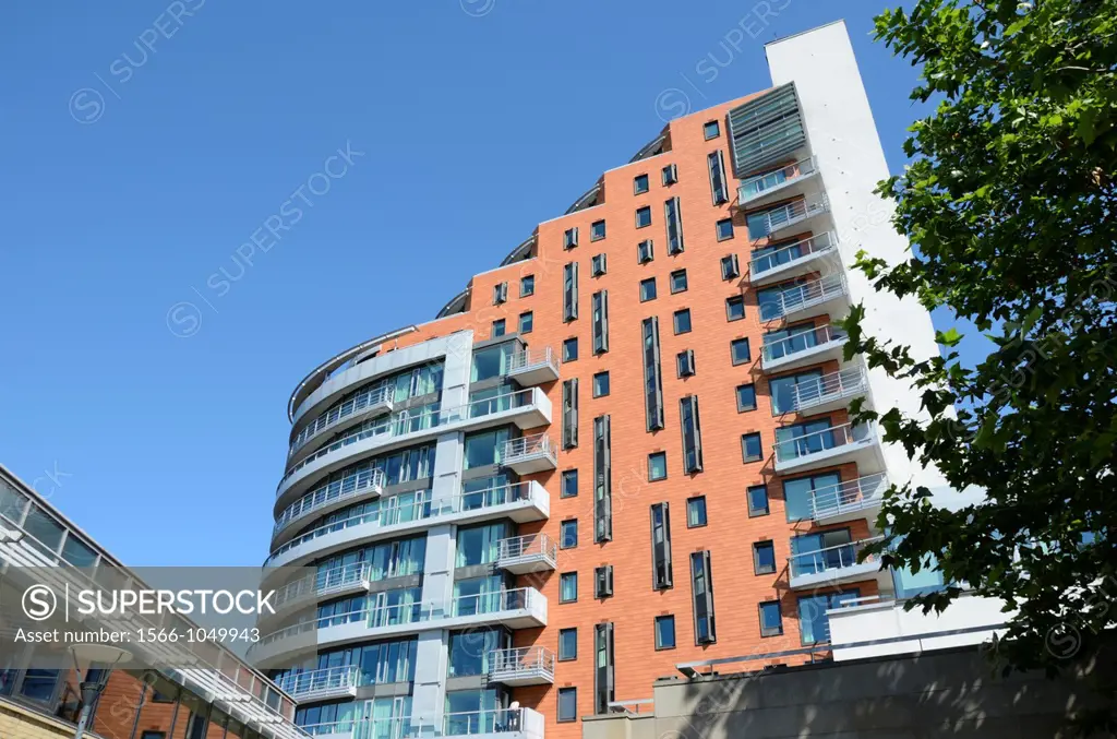 Putney Wharf Tower apartments, Putney, London, UK